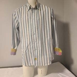 Robert Graham white,blue and black size adult XL